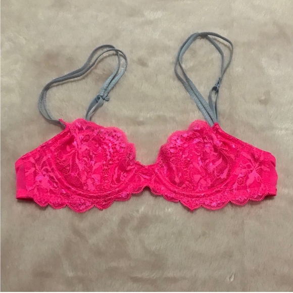 VS PINK Lace Bra - Picture 1 of 2